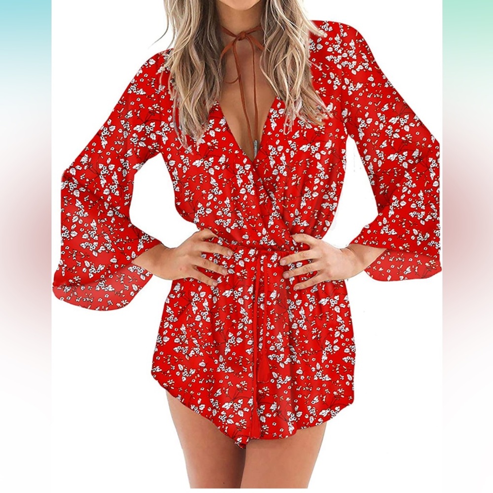Floral romper -NWT- size M